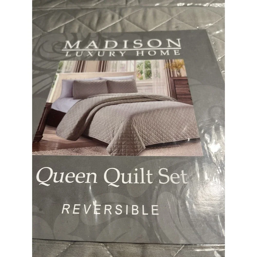 NWT - Madison Luxury Home 3-pc Reversible Queen Size Quilt Set Taupe Gray Brown